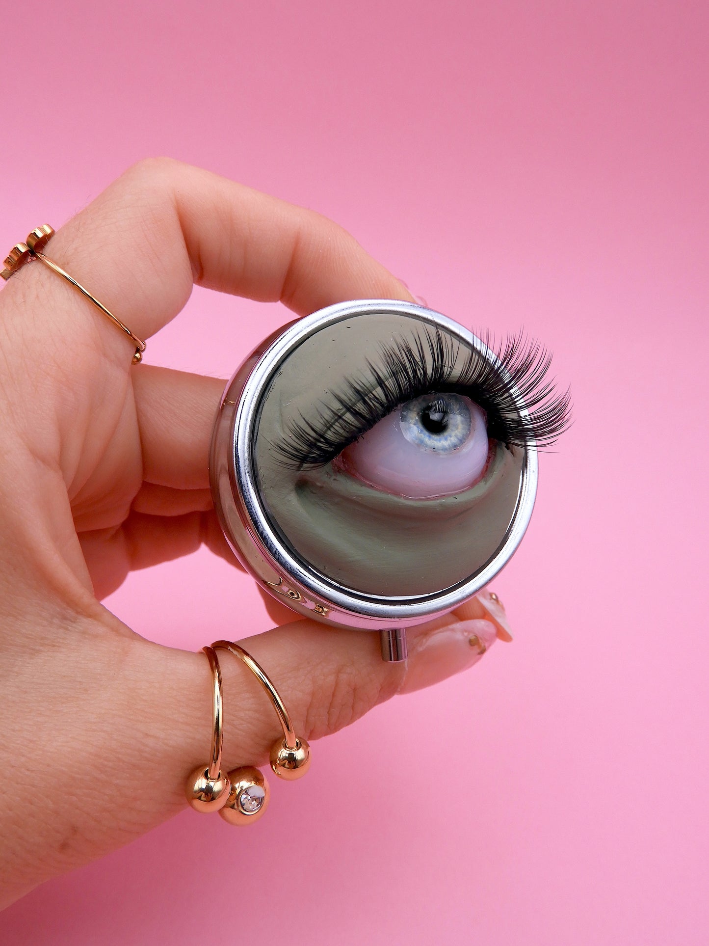 Eyeball Pill Box | Creepy Cute Trinket Box | Surreal Eye Art | Gothic Kawaii Decor | Handmade Fantasy Keepsake Box | Unique Gift
