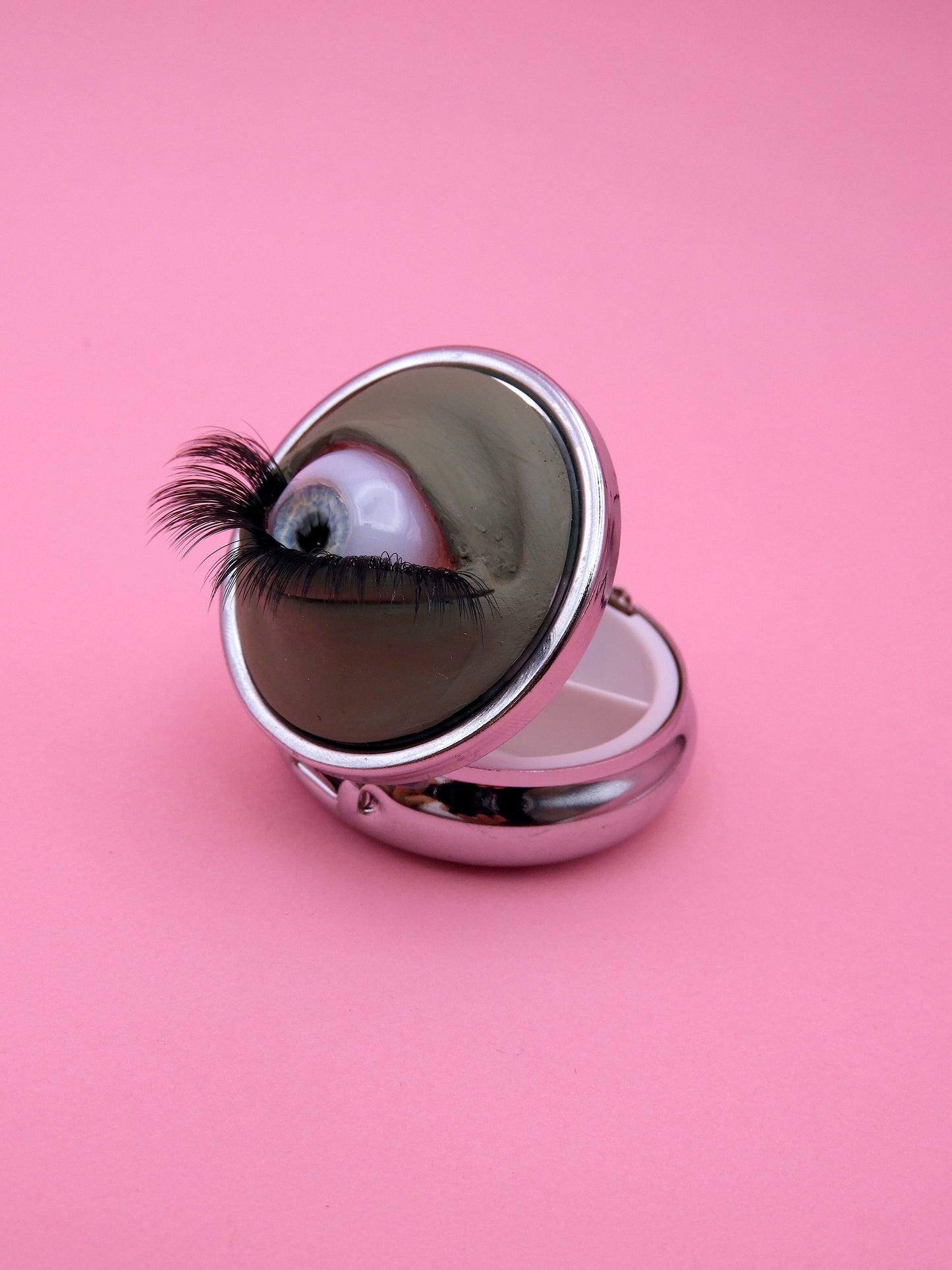 Eyeball Pill Box | Creepy Cute Trinket Box | Surreal Eye Art | Gothic Kawaii Decor | Handmade Fantasy Keepsake Box | Unique Gift